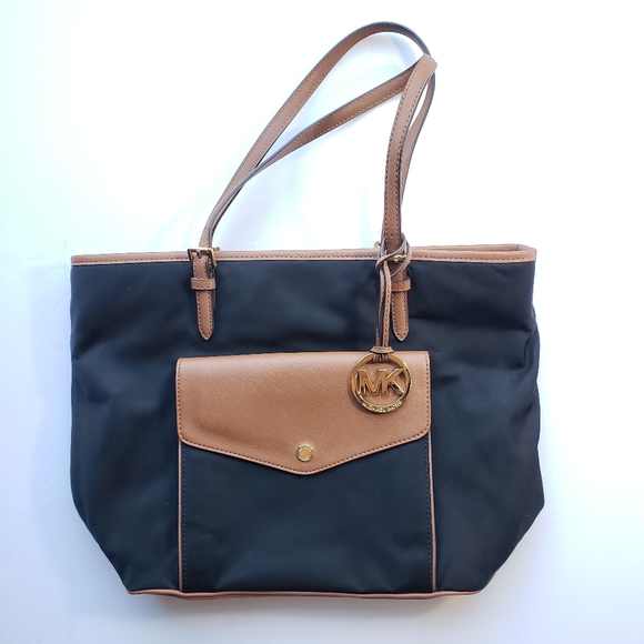 NWOT Michael Kors Jet Setter nylon tote w leather - Picture 3 of 15